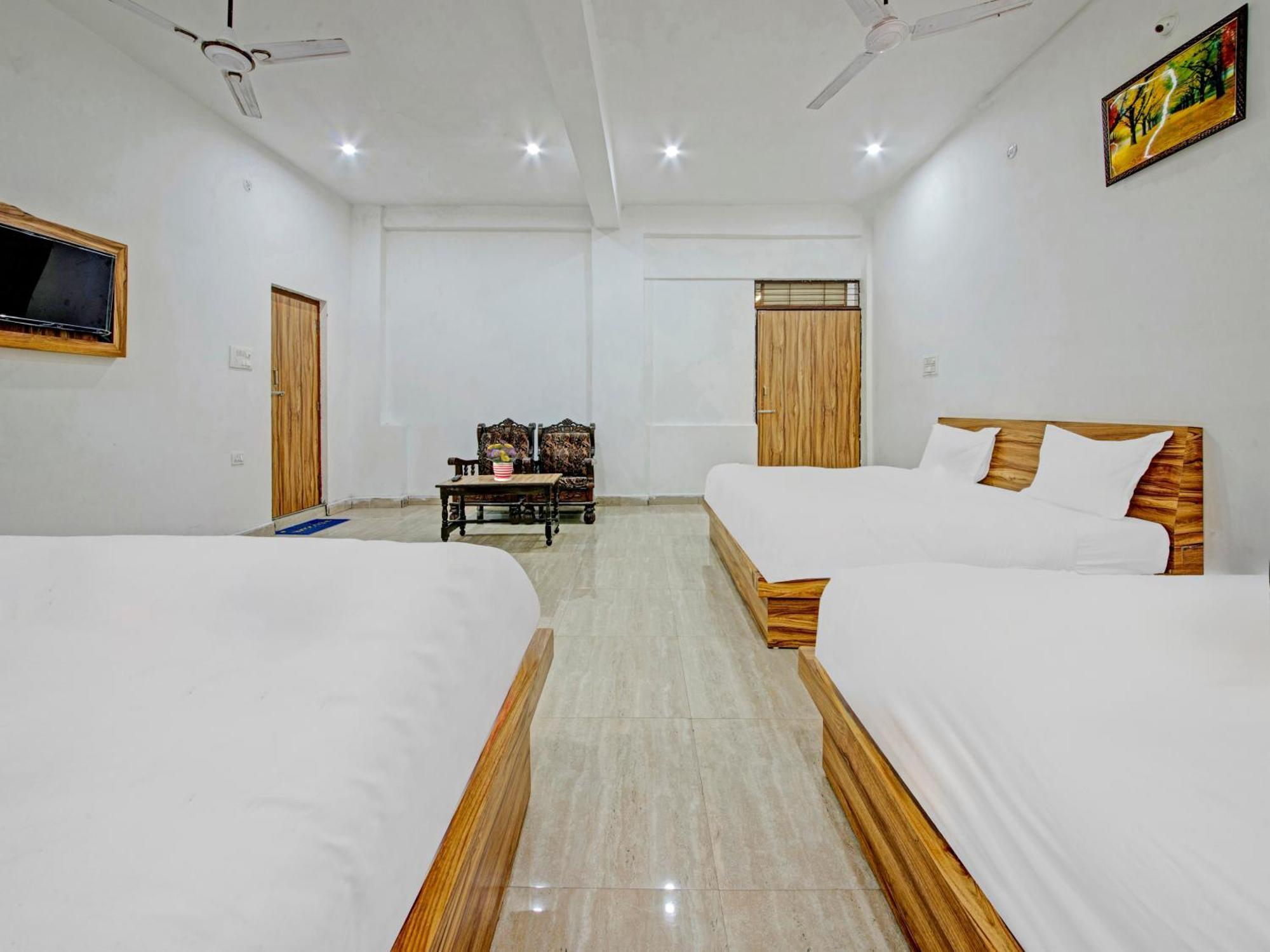 Hotel Kailasha Uttarkāshi Dış mekan fotoğraf