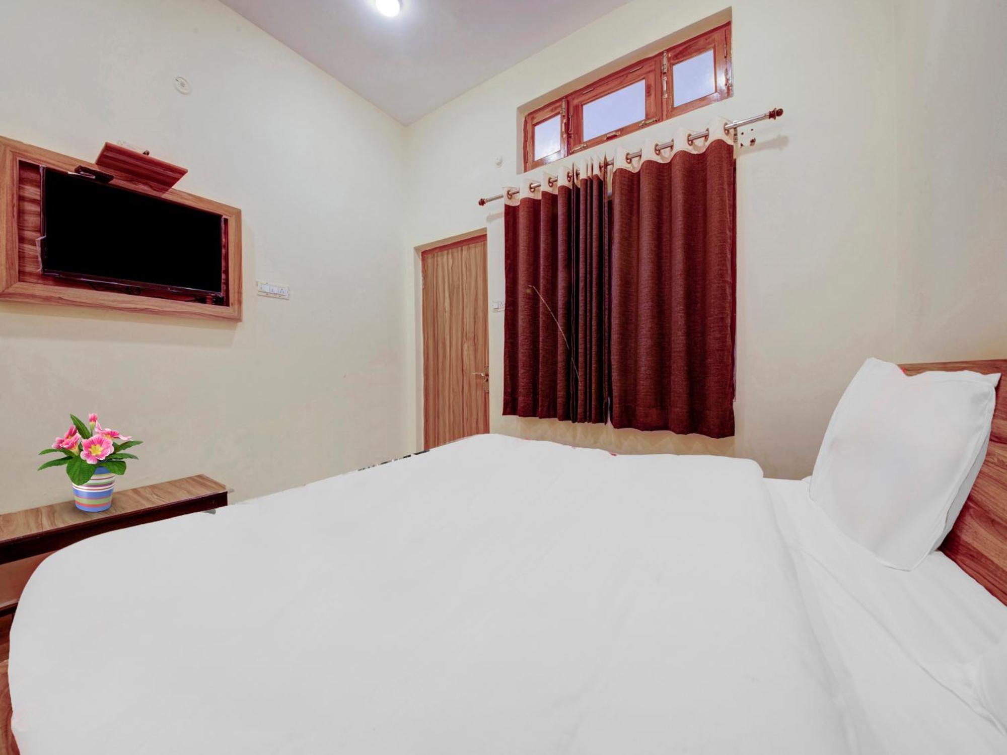Hotel Kailasha Uttarkāshi Dış mekan fotoğraf