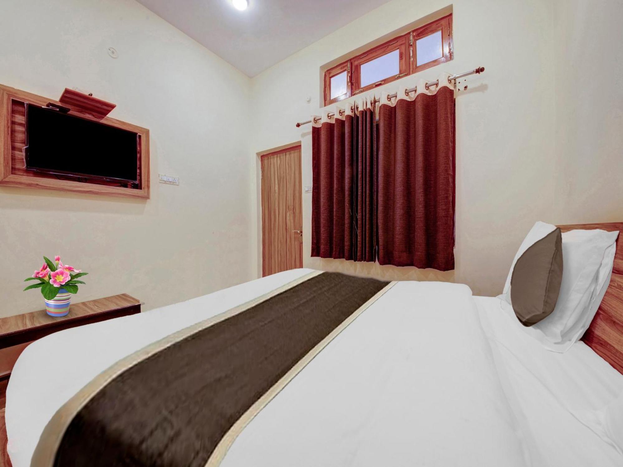 Hotel Kailasha Uttarkāshi Dış mekan fotoğraf